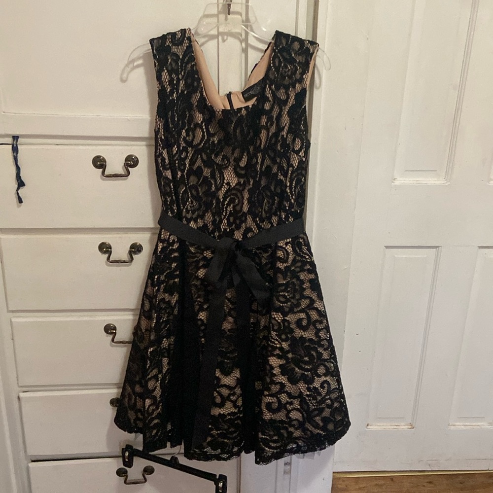 Black dress, lace, size 16, worn 2 times